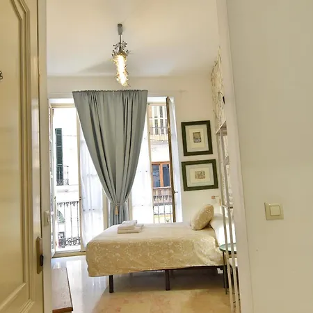 Santos 7 * Málaga