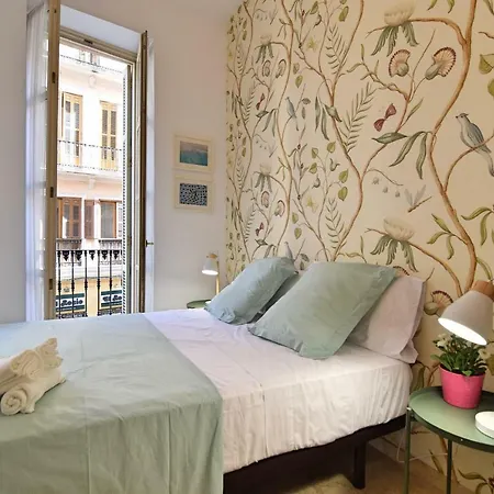 Santos 7 * Malaga